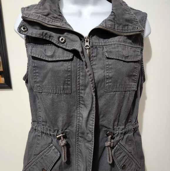 Gray Denim Vest - Picture 8 of 11